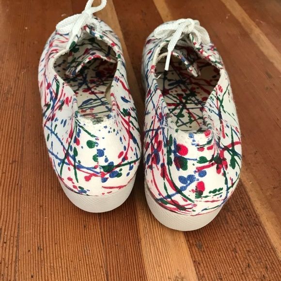 Tender tootsies paint splatter shoes, size 8 - Picture 3 of 4